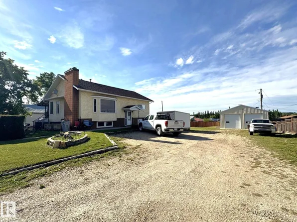 4722 48th Ave, Brazeau County, AB T0E 1Z0