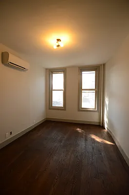 Rented by Miron Realty Group | media 28