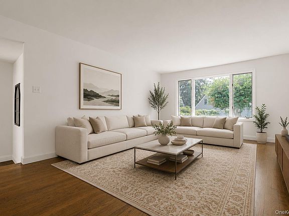 4th image of 254 Congers Road