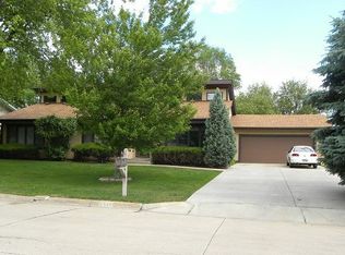 1515 Meadow Ln, York, NE 68467
