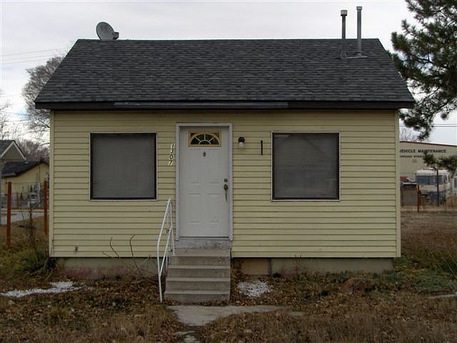 1st image of 1307 E Belmont St