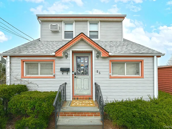 86 Gotham Avenue, Elmont, NY 11003