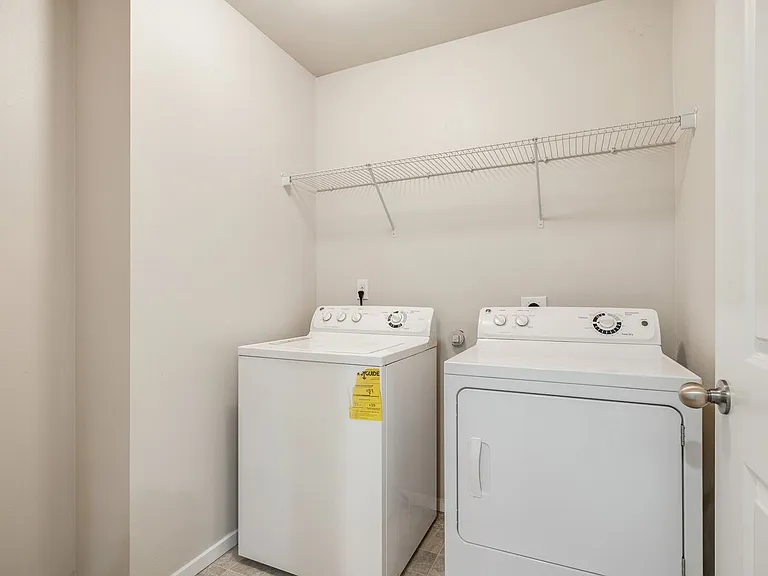 Pinnacle Townhomes — Photo 37