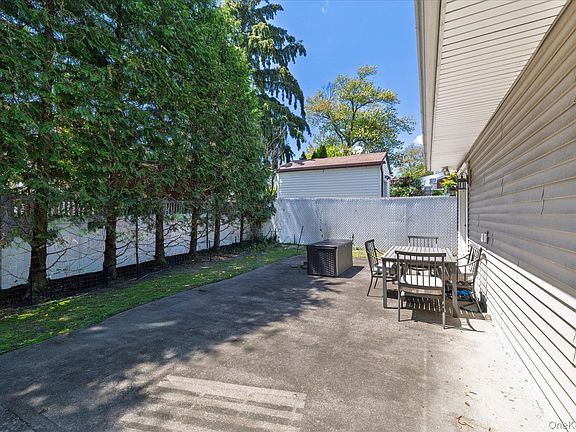 5th image of 406 Jefferson Street