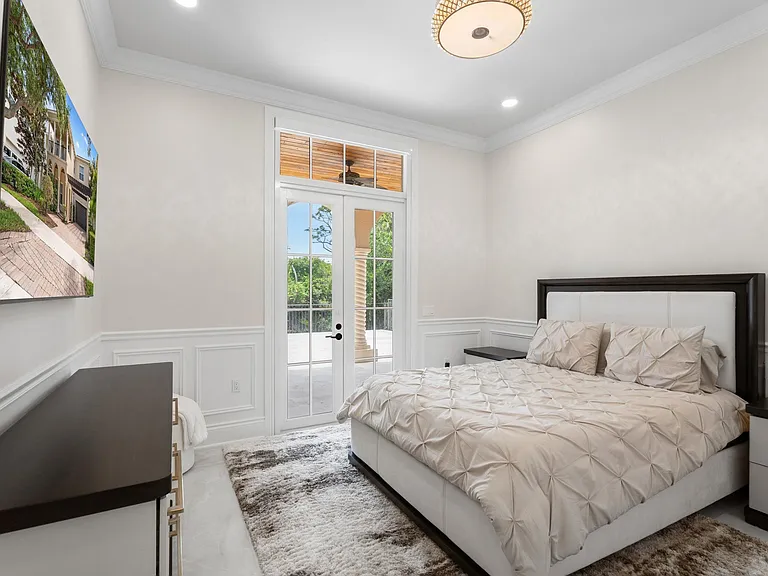 112 Tulip Tree Ct — Photo 45