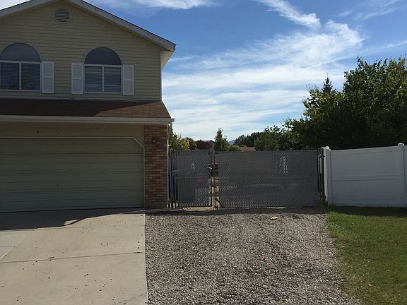 2nd image of 6652 S Zinnia Ct