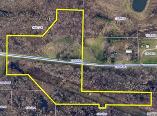 Crestlawn Dr SE, East Canton, OH 44730