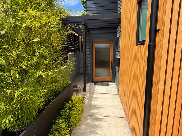 3421 34th Ave SW — Photo 2