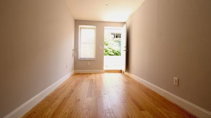 Rented by Nooklyn NYC LLC | media 15