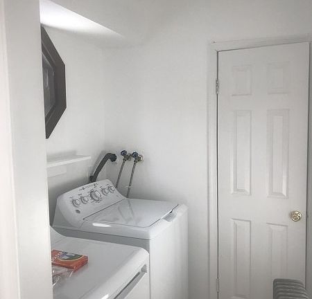2nd image of 407 Deerfield Ln #B