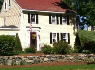 9 Evans Pl, Amesbury, MA 01913