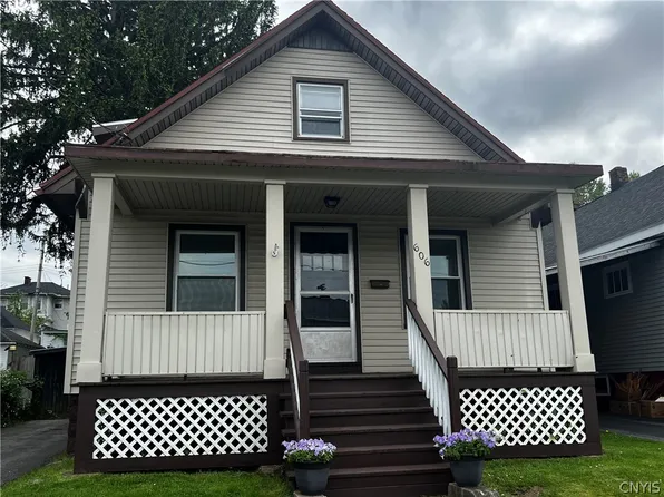 606 Steele Pl, Utica, NY 13501