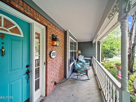 5th image of 1712 Summer Spring Blvd