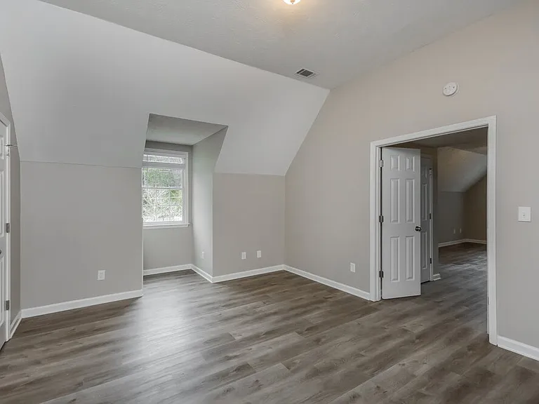 9245 Tara Dr SW — Photo 15