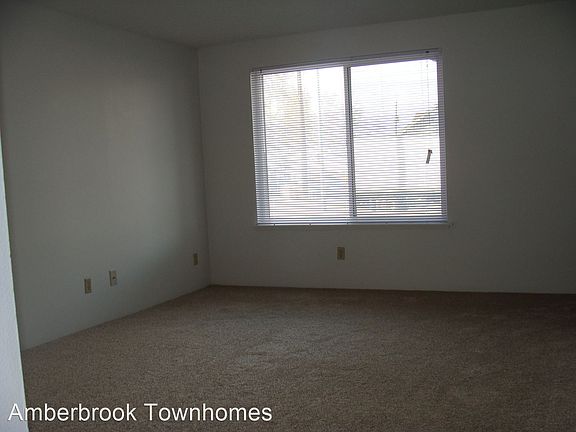 5th image of 4321 W Hood Ave #D5
