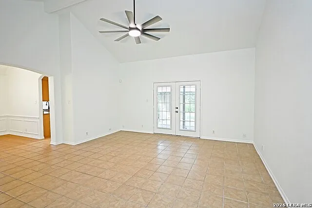 4 bed, 2.0 bath, 1813 sqft, $2,200 — Photo 4