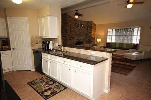 3rd image of 15702 Boulder Oaks Dr