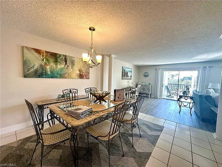555 Park Shore Dr #B-311 — Photo 16