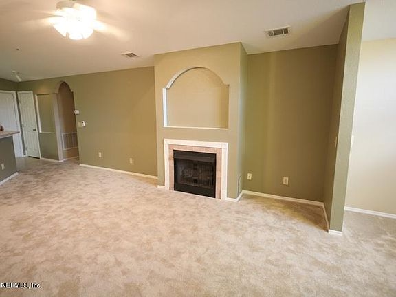 3rd image of 13810 N Sutton Park Dr #1235