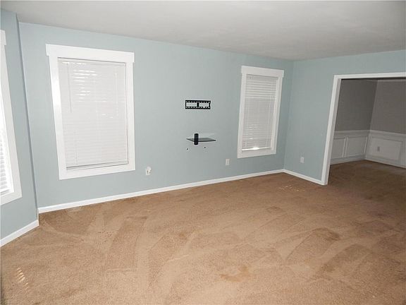 4th image of 133 Camp Creek Ct