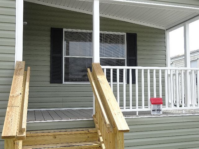 2nd image of 4812 NW 1st Ave