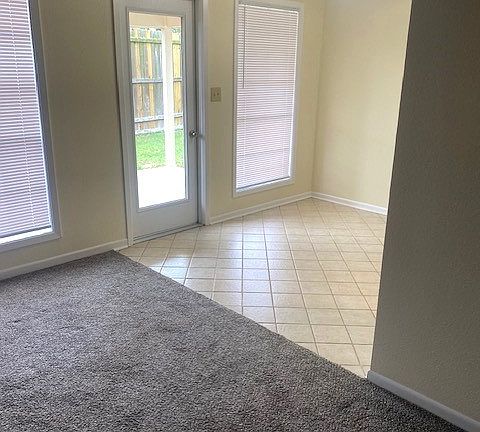 4th image of 107 Bramble Bush Ln