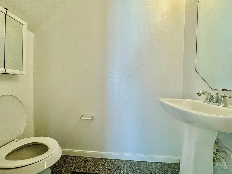 7110 Favian Ct — Photo 26