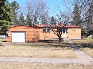 13 Bell Cir, Silver Bay, MN 55614
