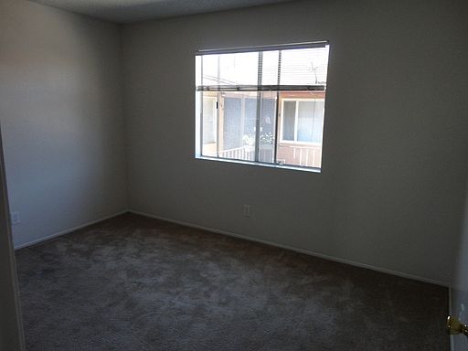 3rd image of 4152 Iowa St APT 6