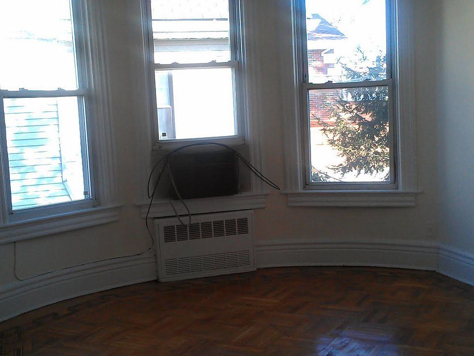 2nd image of 426 67th St #1