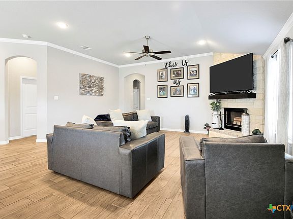 5th image of 3223 Victoria Meadow Dr