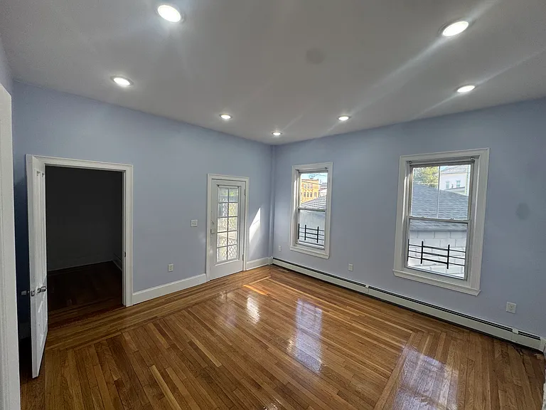 138 Jewett St #1 — Photo 12