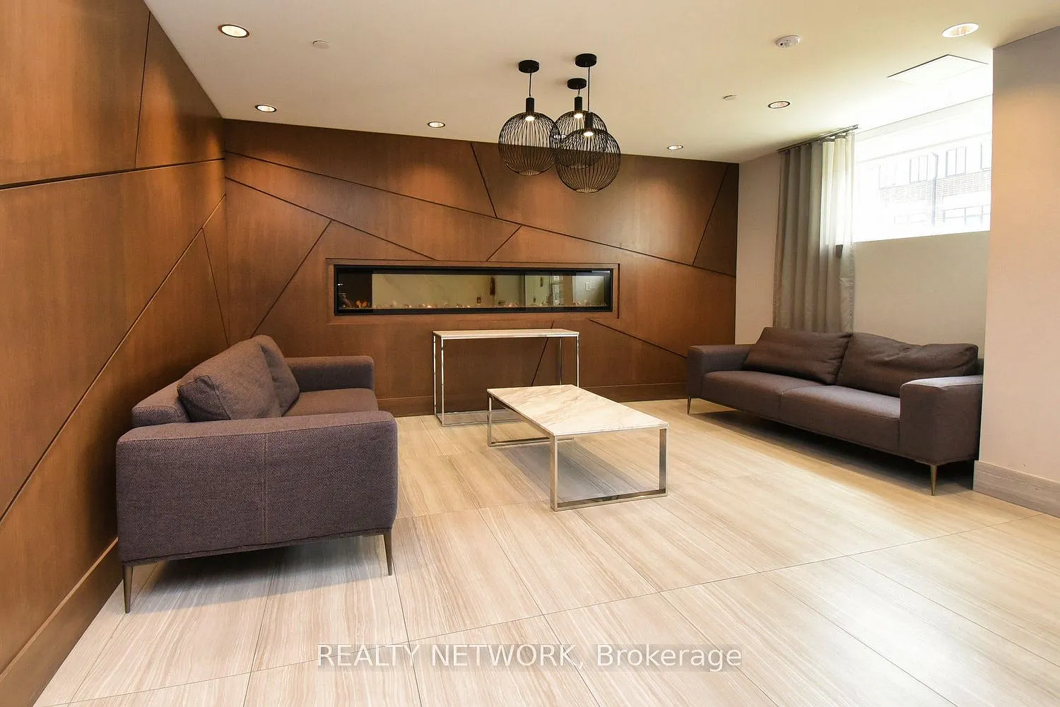1 bed, $2,100 — Photo 3