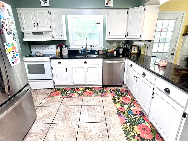 1544 Kilmer Ln — Photo 15
