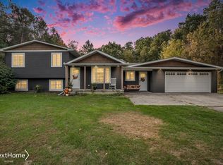 10219 Seymour Rd, Montrose, MI 48457