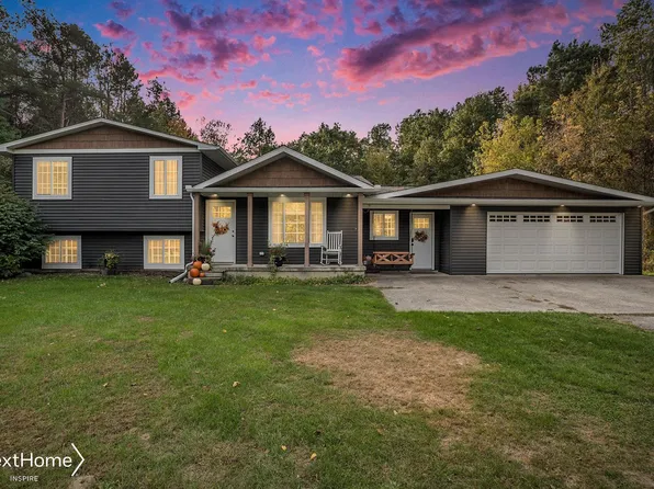 10219 Seymour Rd, Montrose, MI 48457