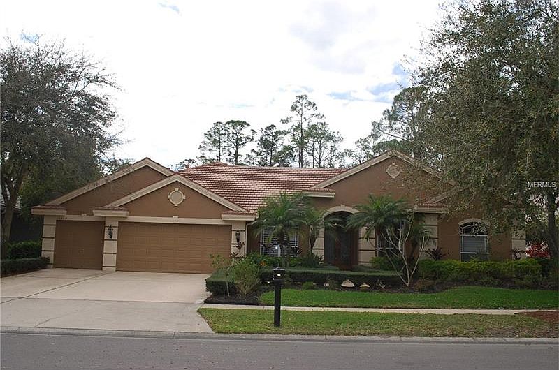 1st image of 10504 Greencrest Dr