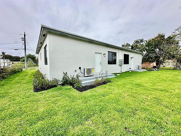 2nd image of 2377 SW 105th St #1