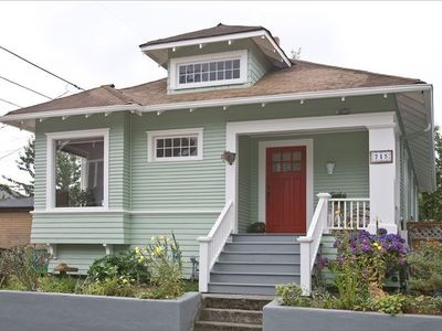 715 W Wheeler St, Seattle, WA, 98119