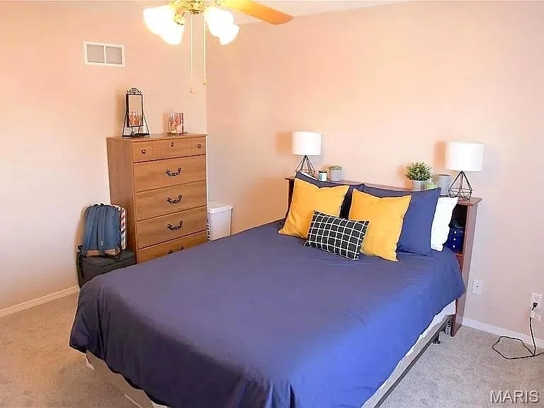 347 Logan Dr — Photo 17