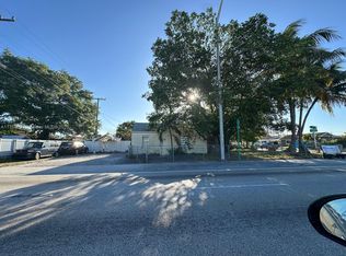 141 SE 8th Ave, Hialeah, FL 33010