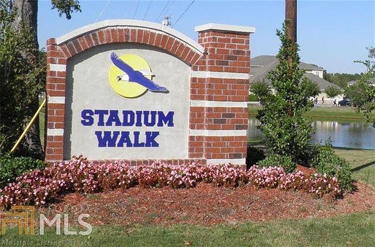 2nd image of 140 Lanier Dr #26