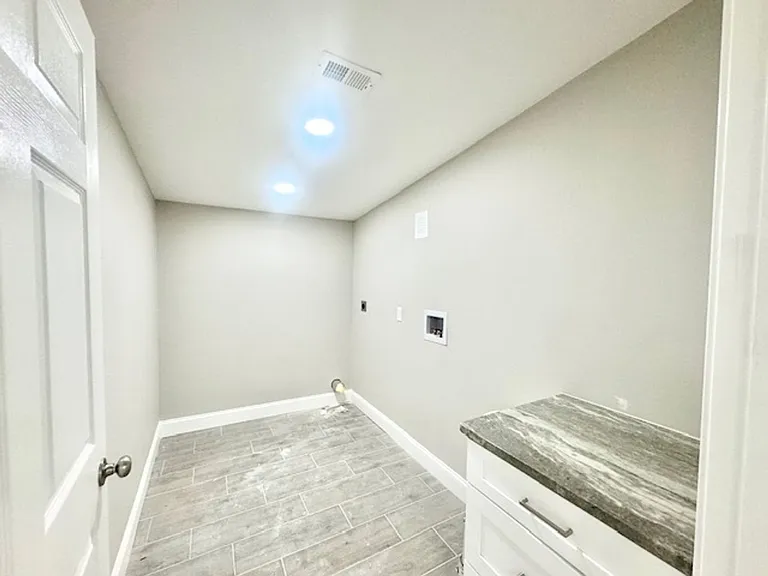 329 Edge Ave — Photo 21
