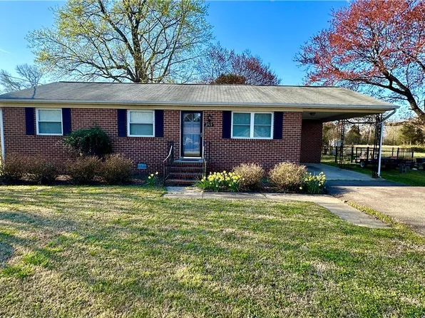 2713 Irwin Rd, Prince George, VA 23875