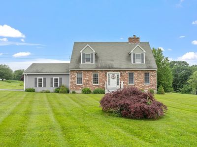 10 Jeremy Hill Road, Pelham, NH, 03076