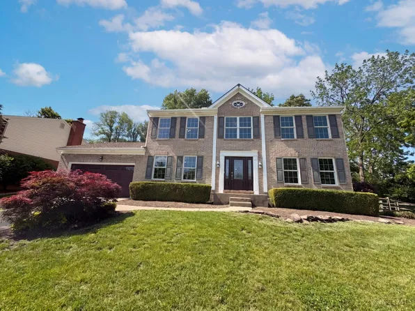 12173 Village Woods Dr, Cincinnati, OH 45241