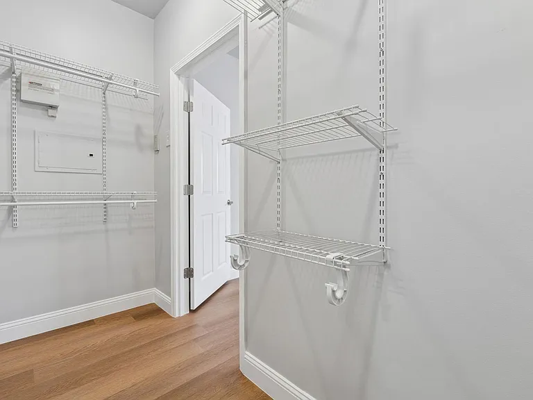 2700 Pine Tree Rd NE #1115 — Photo 16