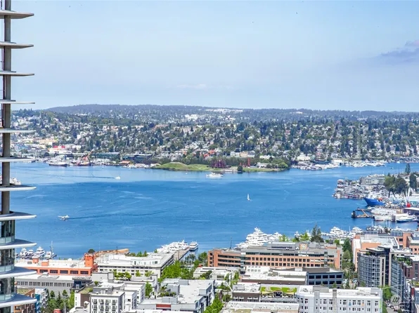 1808 Minor Avenue #PH201, Seattle, WA 98101