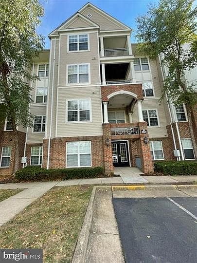 1st image of 3021 Nicosh Cir Unit 1102