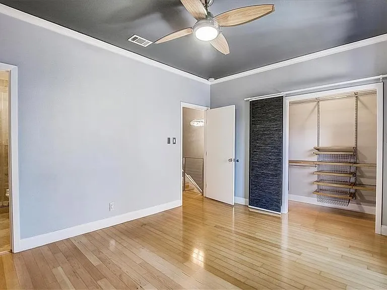 1307 Kinney Ave #162 — Photo 24